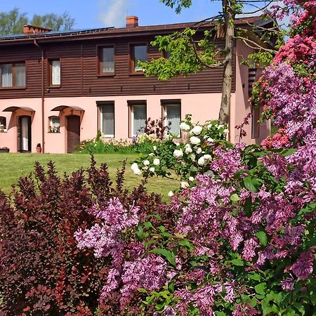 Dom Gościnny Przy Jeziorze Gardna Wielka Zewnętrze zdjęcie