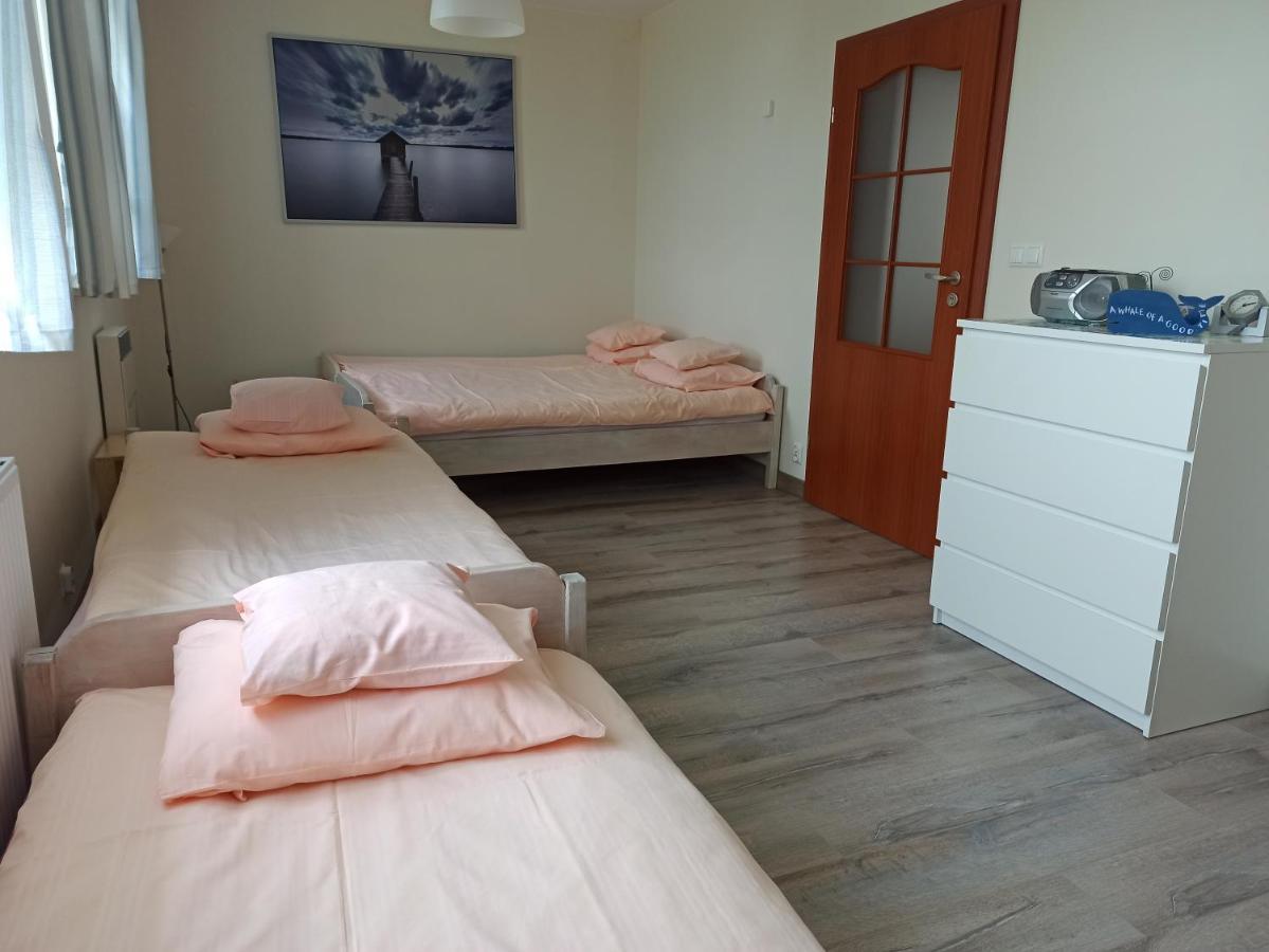 Dom Gościnny Przy Jeziorze Gardna Wielka Zewnętrze zdjęcie